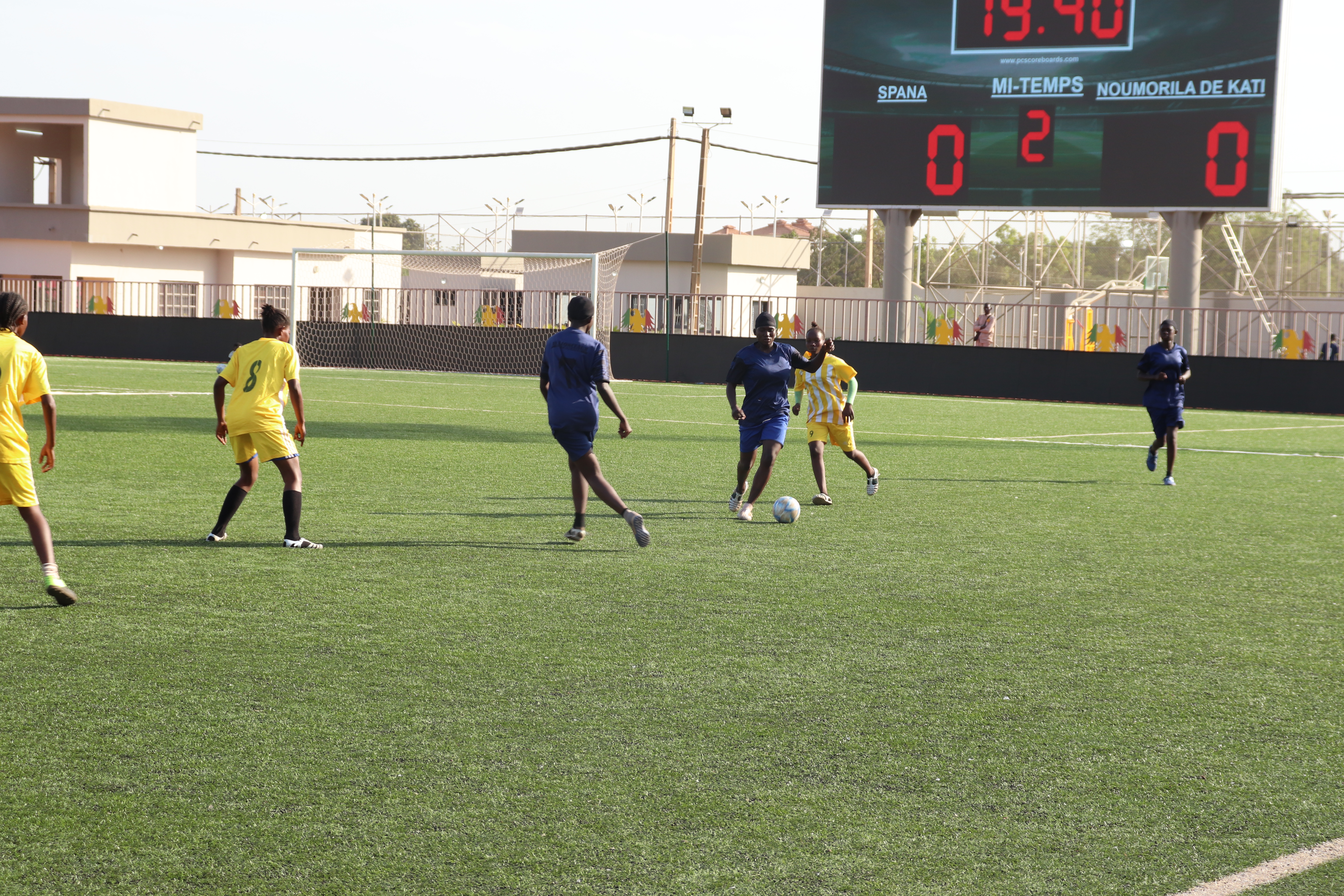 CHAMPIONNAT PANAFRICAIN SCOLAIRE : ESPANA ET LBOS, CHAMPIONS